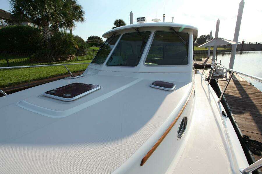 Lagniappe 33ft Back Cove Yacht For Sale