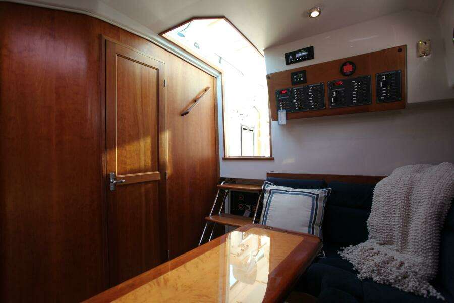Lagniappe 33ft Back Cove Yacht For Sale