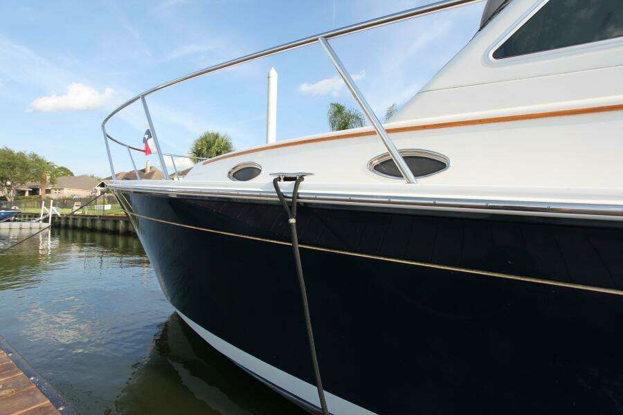 Lagniappe 33ft Back Cove Yacht For Sale