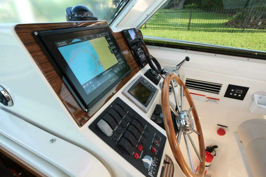 Lagniappe 33ft Back Cove Yacht For Sale