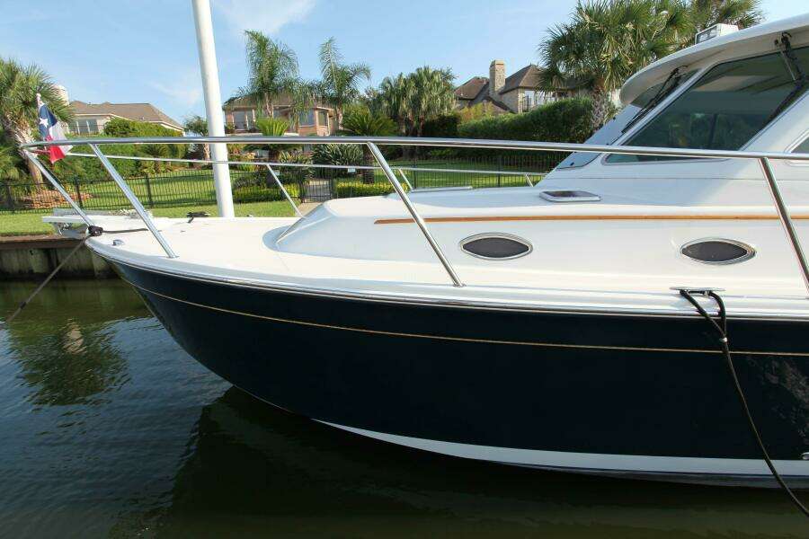 Lagniappe 33ft Back Cove Yacht For Sale