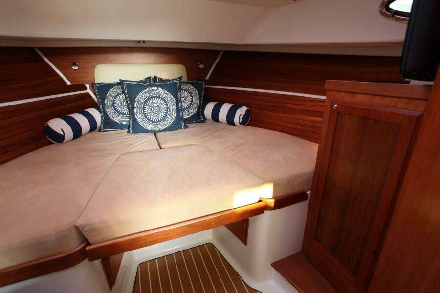Lagniappe 33ft Back Cove Yacht For Sale
