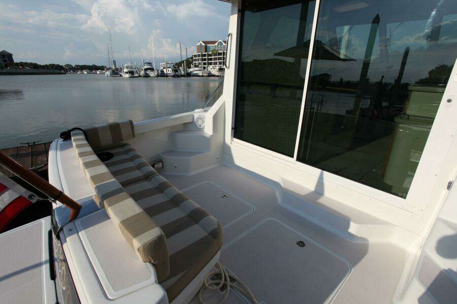 Lagniappe 33ft Back Cove Yacht For Sale