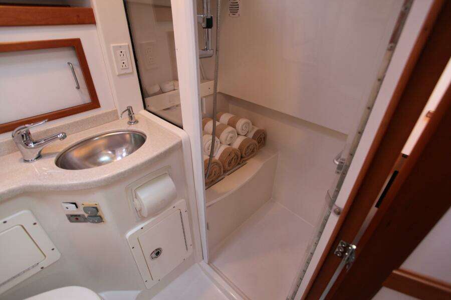 Lagniappe 33ft Back Cove Yacht For Sale