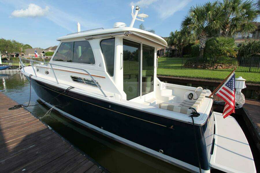 Lagniappe 33ft Back Cove Yacht For Sale
