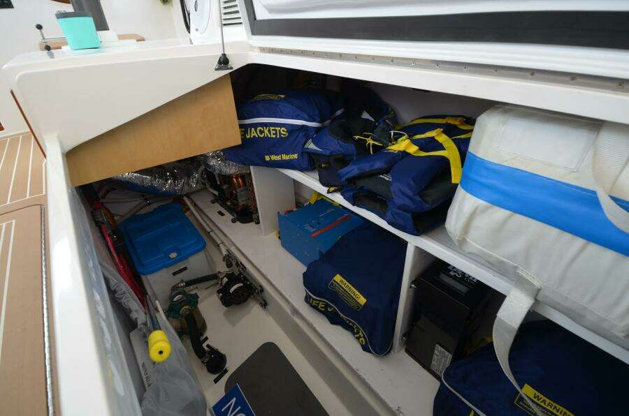 Deep Storage Below Stb Lounge