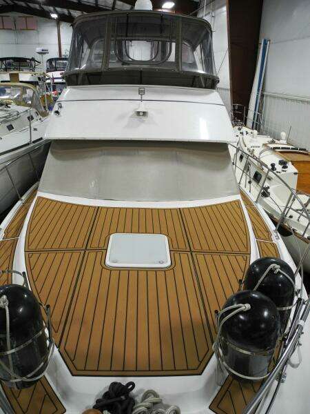 44ft Carver Yacht For Sale