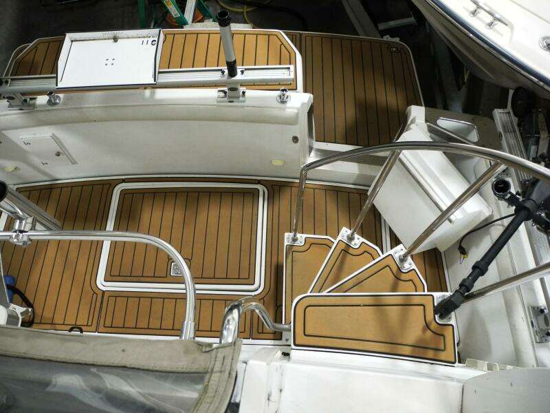 44ft Carver Yacht For Sale
