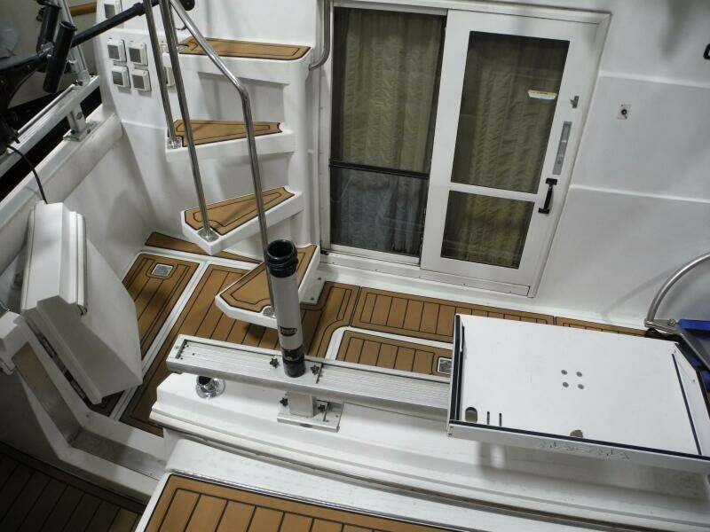 44ft Carver Yacht For Sale