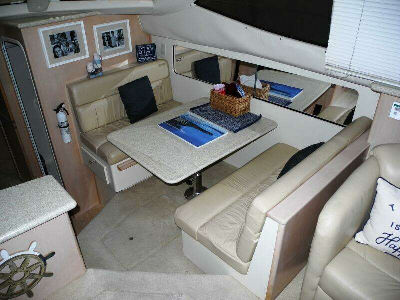 44ft Carver Yacht For Sale