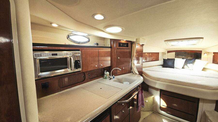 34ft Sea Ray Yacht For Sale