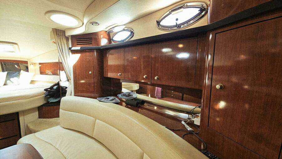 34ft Sea Ray Yacht For Sale