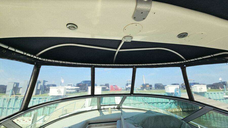 34ft Sea Ray Yacht For Sale