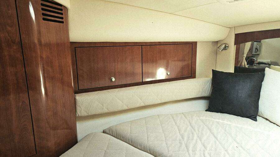 34ft Sea Ray Yacht For Sale