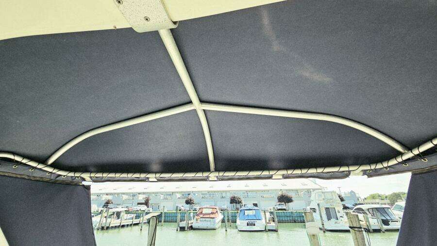 34ft Sea Ray Yacht For Sale