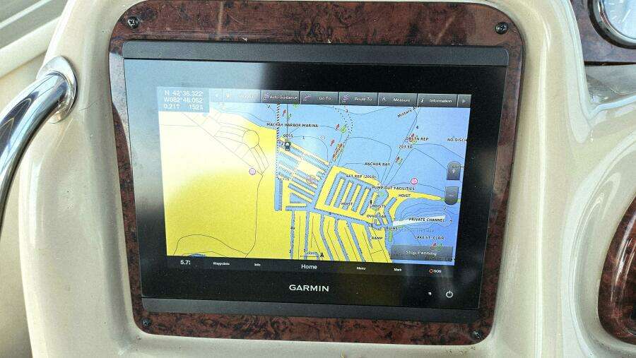 34ft Sea Ray Yacht For Sale