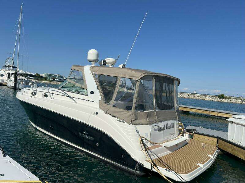34ft Rinker Yacht For Sale