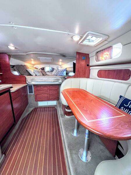 34ft Rinker Yacht For Sale