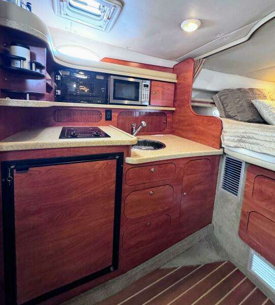34ft Rinker Yacht For Sale