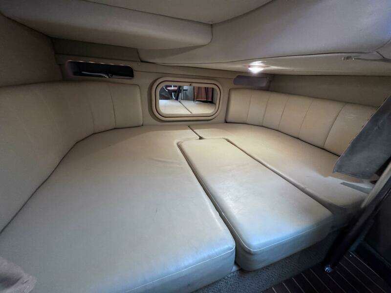 34ft Rinker Yacht For Sale