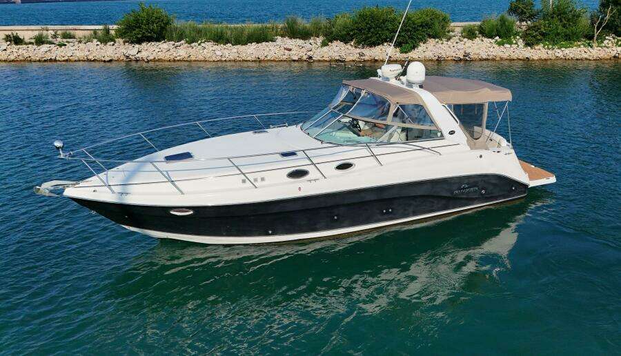 34ft Rinker Yacht For Sale