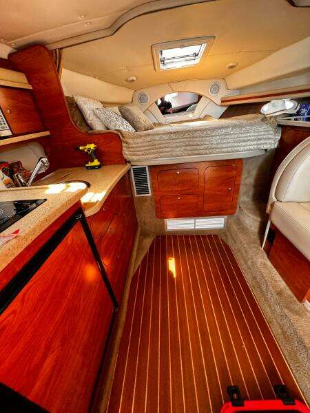 34ft Rinker Yacht For Sale