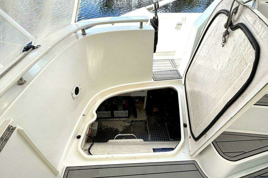 37ft Fountaine Pajot Yacht For Sale