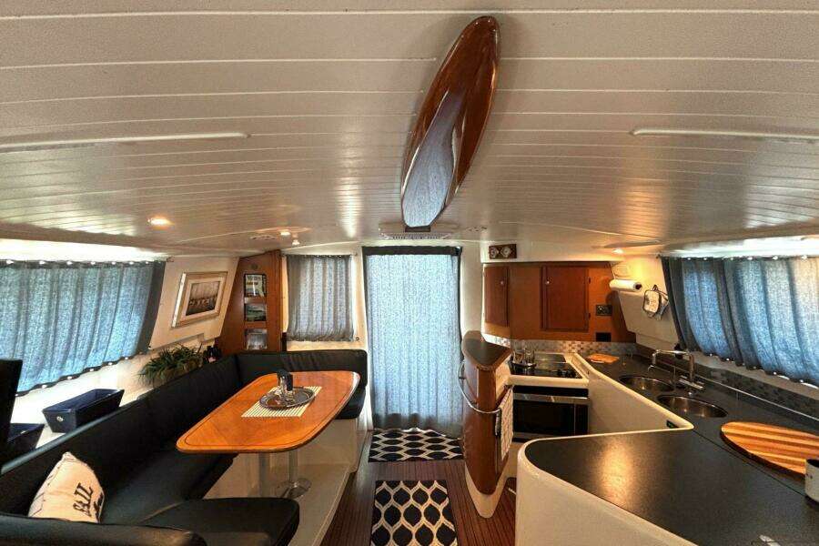 37ft Fountaine Pajot Yacht For Sale