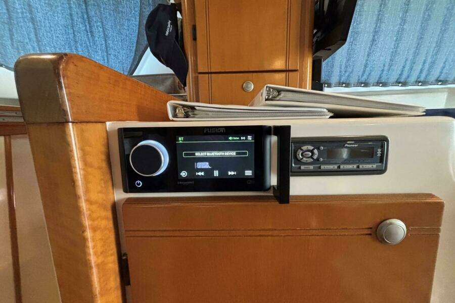37ft Fountaine Pajot Yacht For Sale