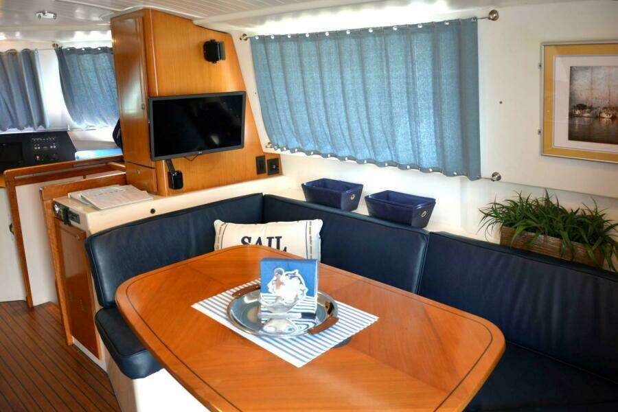 37ft Fountaine Pajot Yacht For Sale
