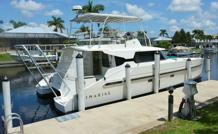 37ft Fountaine Pajot Yacht For Sale