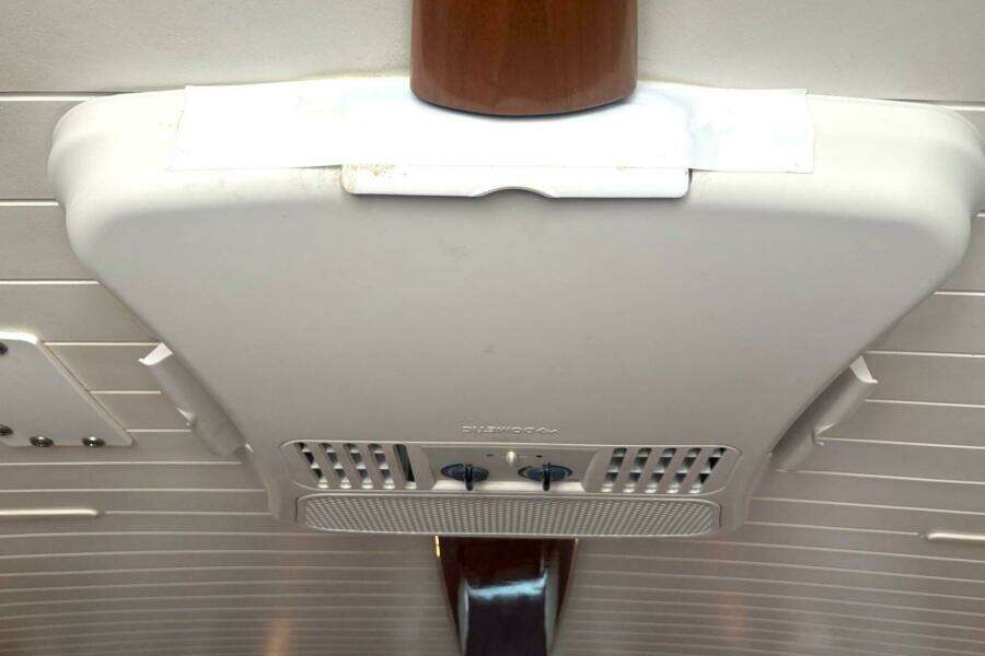 37ft Fountaine Pajot Yacht For Sale