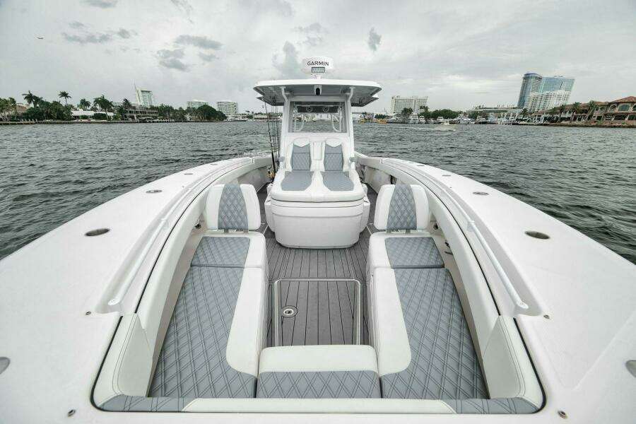 43ft Invincible Yacht For Sale