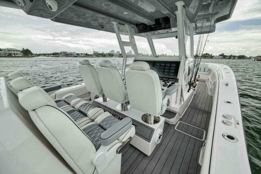 43ft Invincible Yacht For Sale