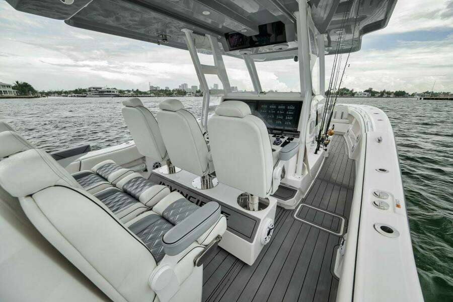 43ft Invincible Yacht For Sale