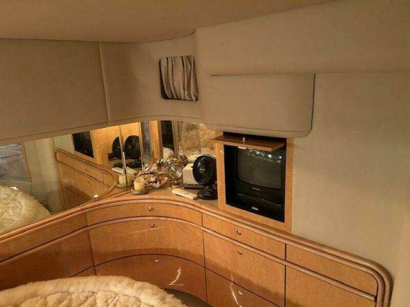 54ft Sea Ray Yacht For Sale