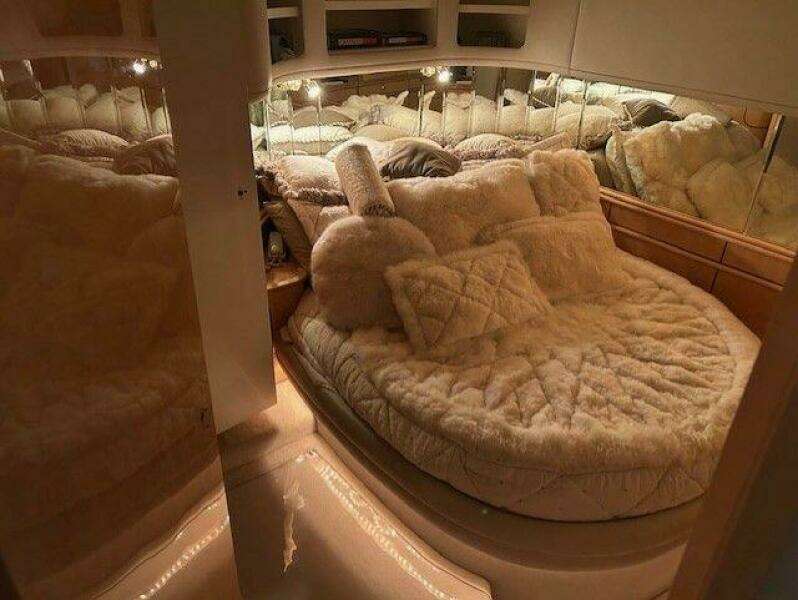 54ft Sea Ray Yacht For Sale