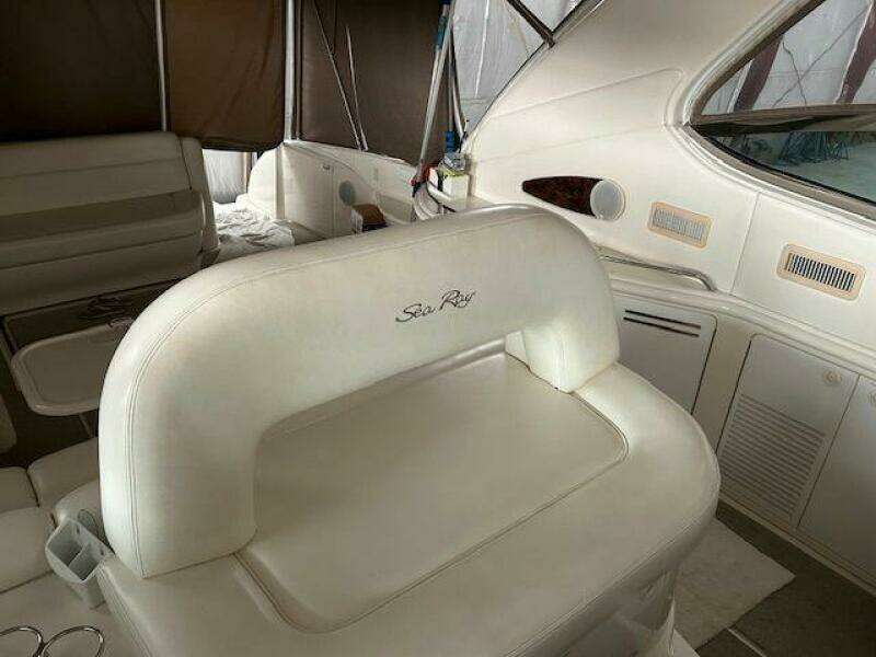 54ft Sea Ray Yacht For Sale