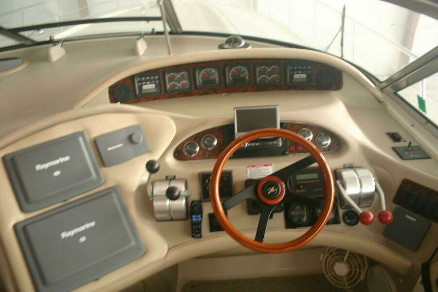 54ft Sea Ray Yacht For Sale