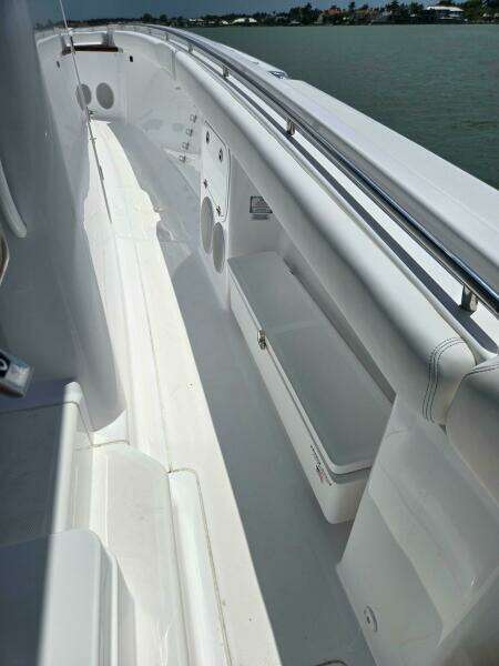 65ft HCB Yacht For Sale