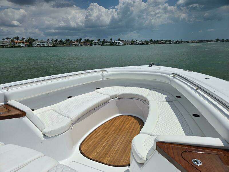 65ft HCB Yacht For Sale