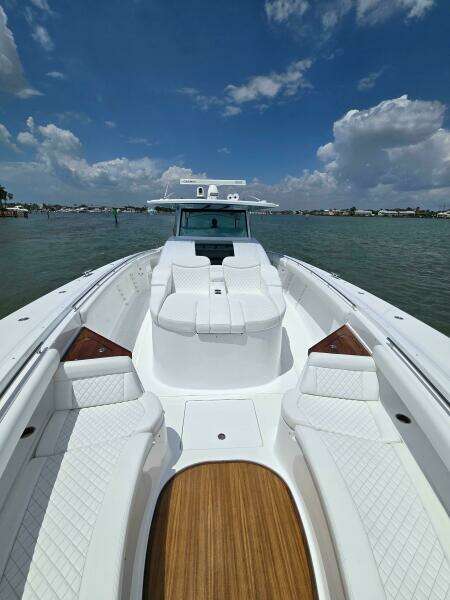 65ft HCB Yacht For Sale