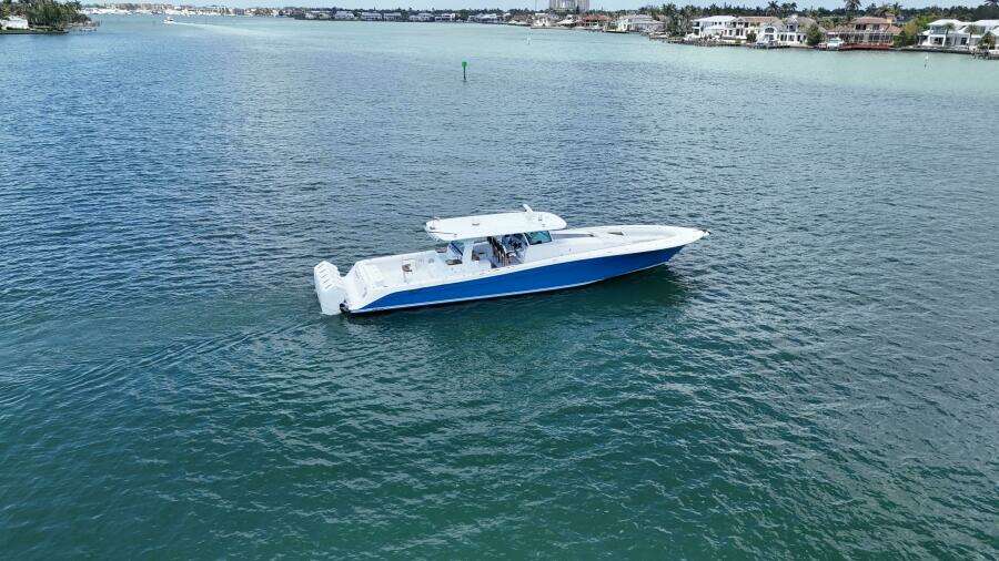 65ft HCB Yacht For Sale