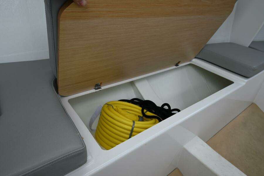 24ft Beneteau Yacht For Sale