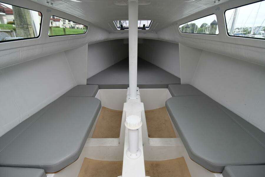 24ft Beneteau Yacht For Sale