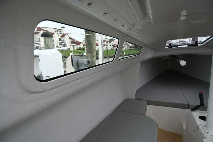 24ft Beneteau Yacht For Sale