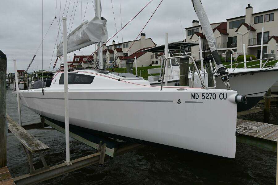 24ft Beneteau Yacht For Sale