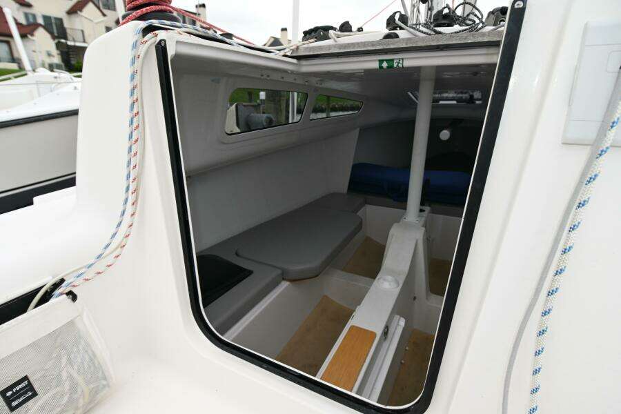 24ft Beneteau Yacht For Sale