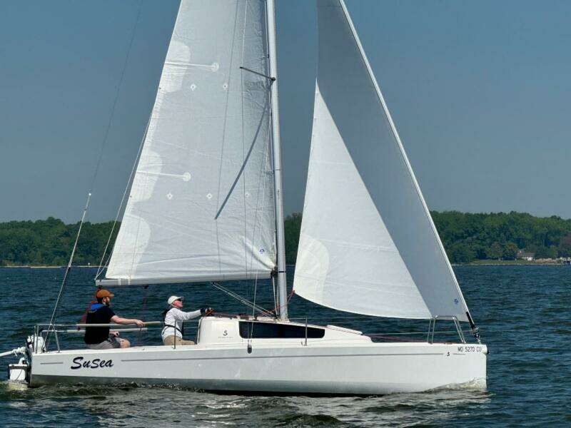 24ft Beneteau Yacht For Sale