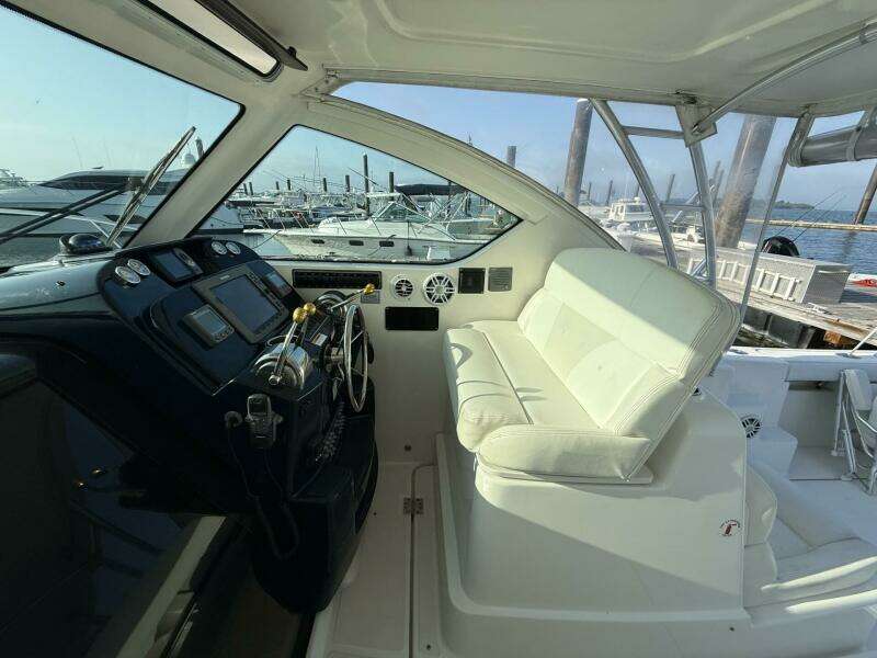 30ft Tiara Yachts Yacht For Sale